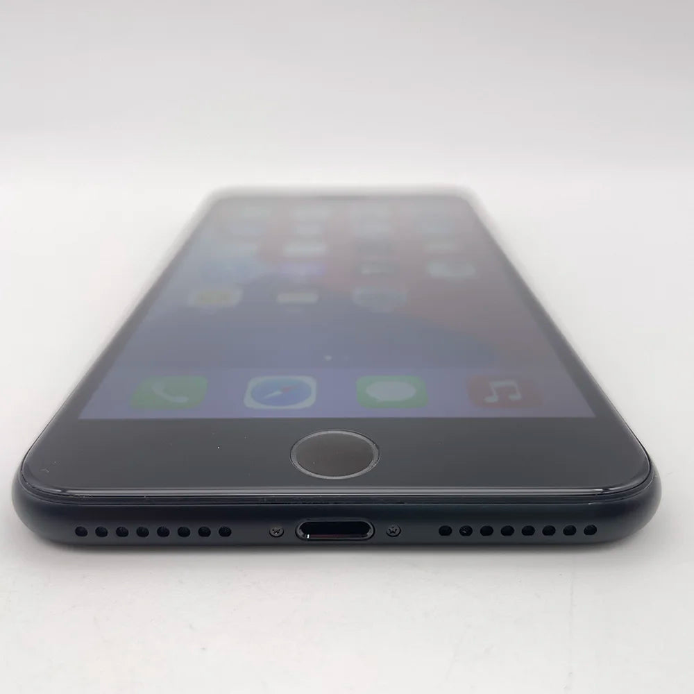 Apple iPhone 7