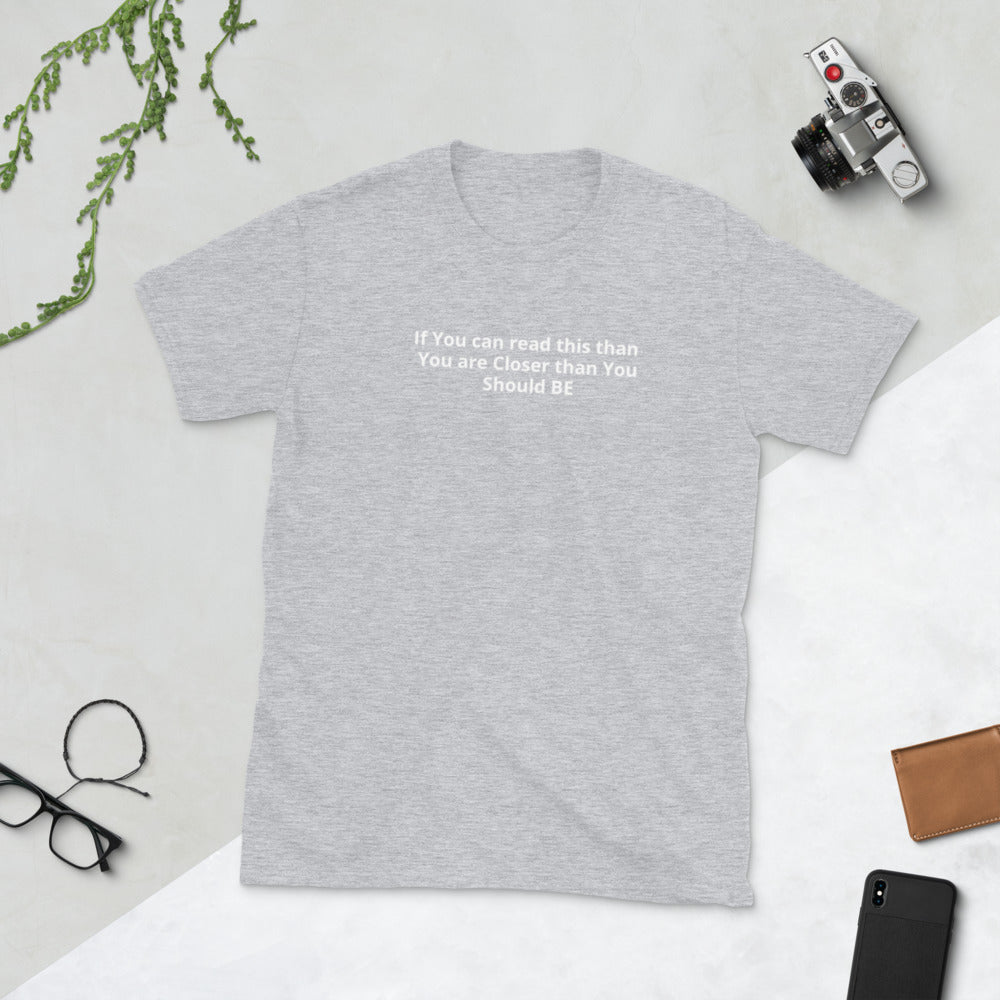 Social < T-Shirt