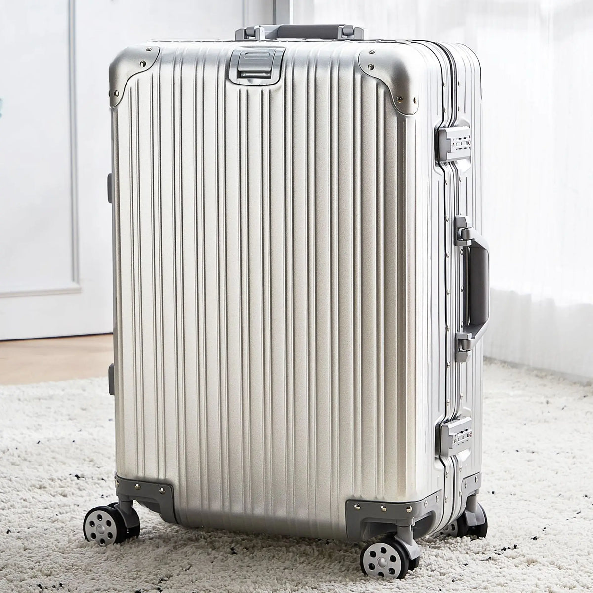 High Quality Aluminum Suitcase